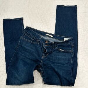 Levi’s 712 Slim 31 dark blue jeans